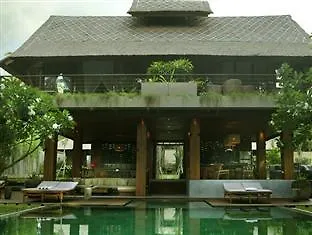 Reddoor Bali Hotel